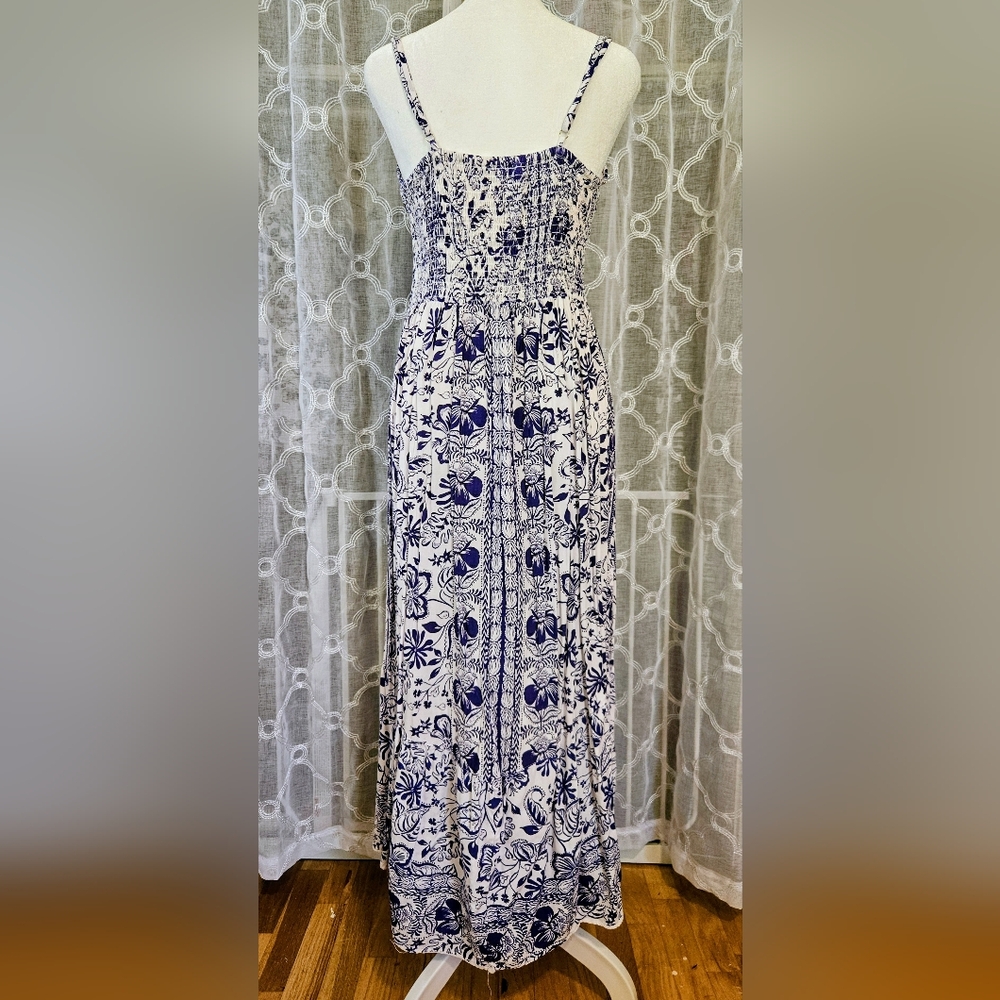 Angie Boho Blue and White Spaghetti Strap Smocked Maxi Dress Size L - Picture 4 of 9